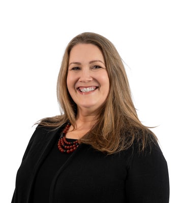 Portrait of Laura Preston, REALTOR®.